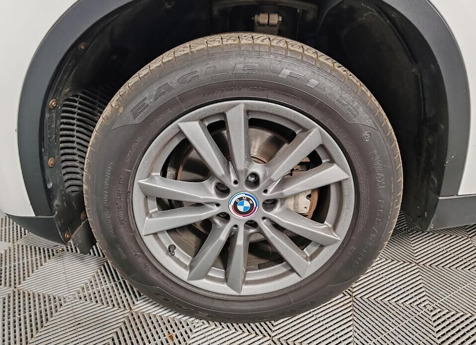 BMW X5, III (F15) 25d 3.0d AT (218 л.с.) 4WD