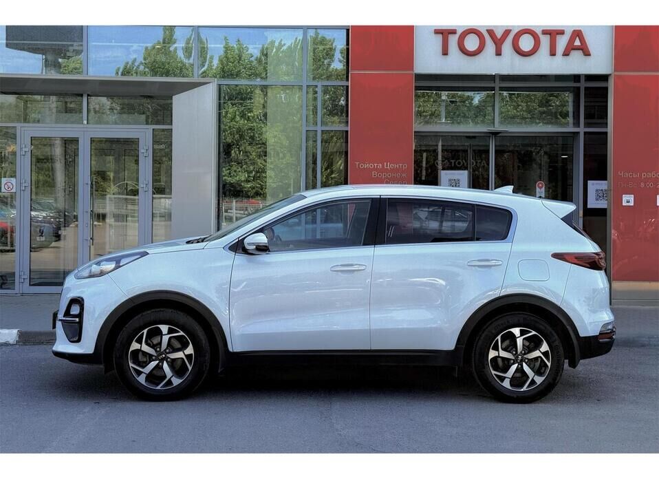Kia Sportage, IV Рестайлинг 2.0 AT (150 л.с.)