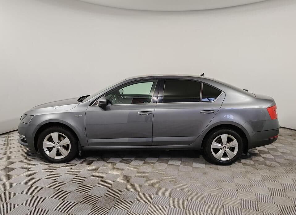 Skoda Octavia, IV 1.5 AMT (150 л.с.)