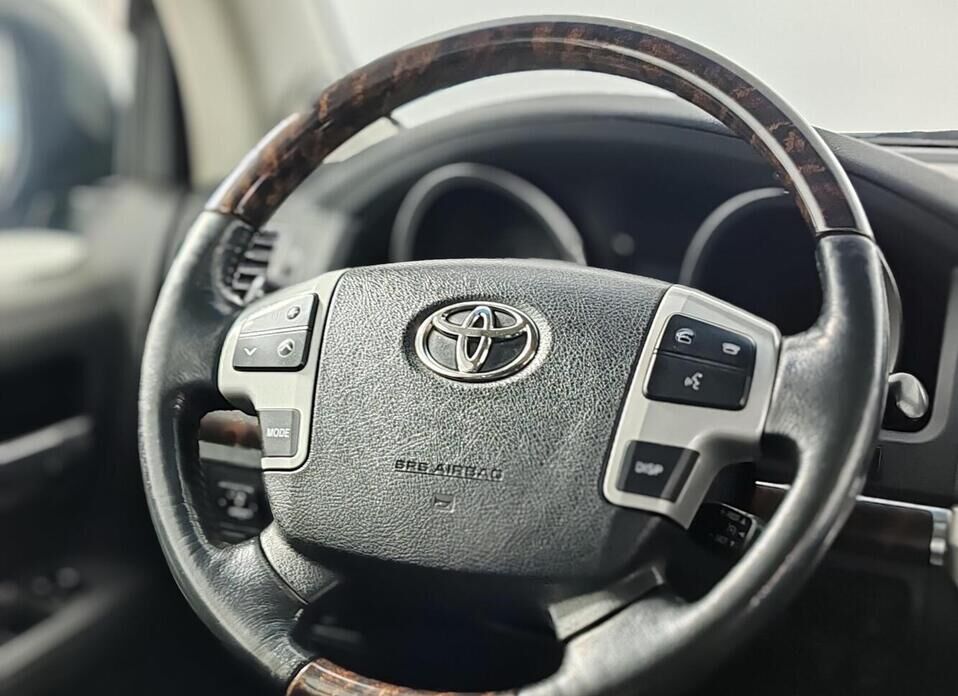 Toyota Land Cruiser, 200 Series Рестайлинг 1 4.5d AT (235 л.с.) 4WD