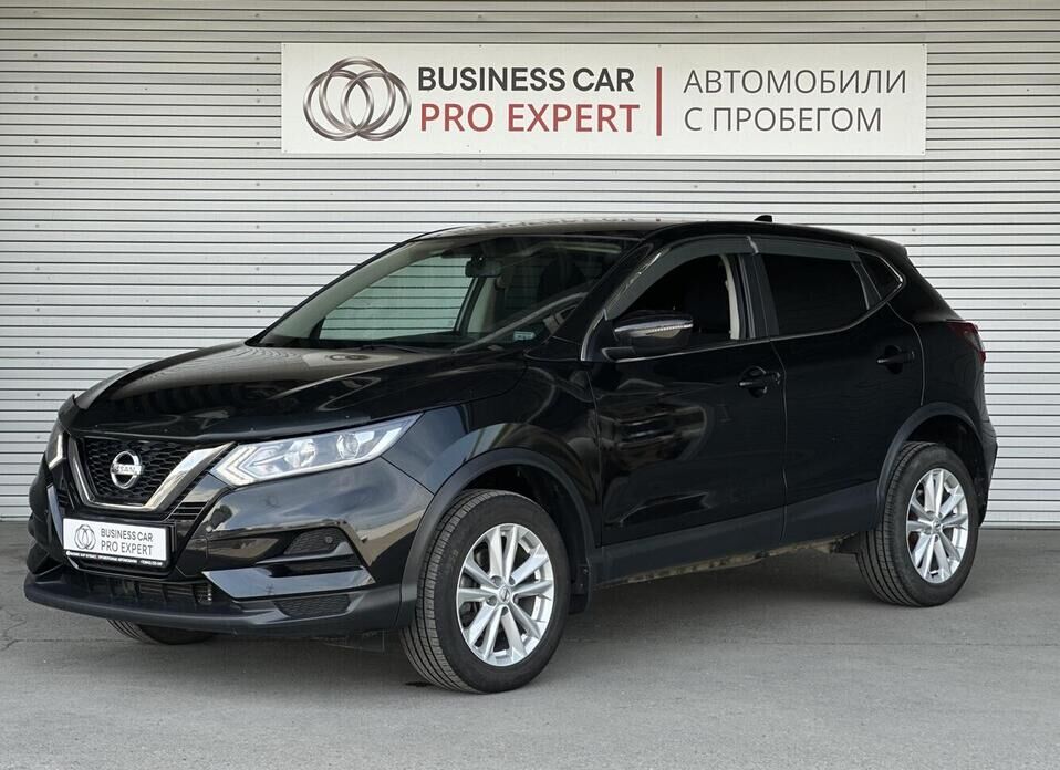Nissan Qashqai, II Рестайлинг 2.0 CVT (144 л.с.)