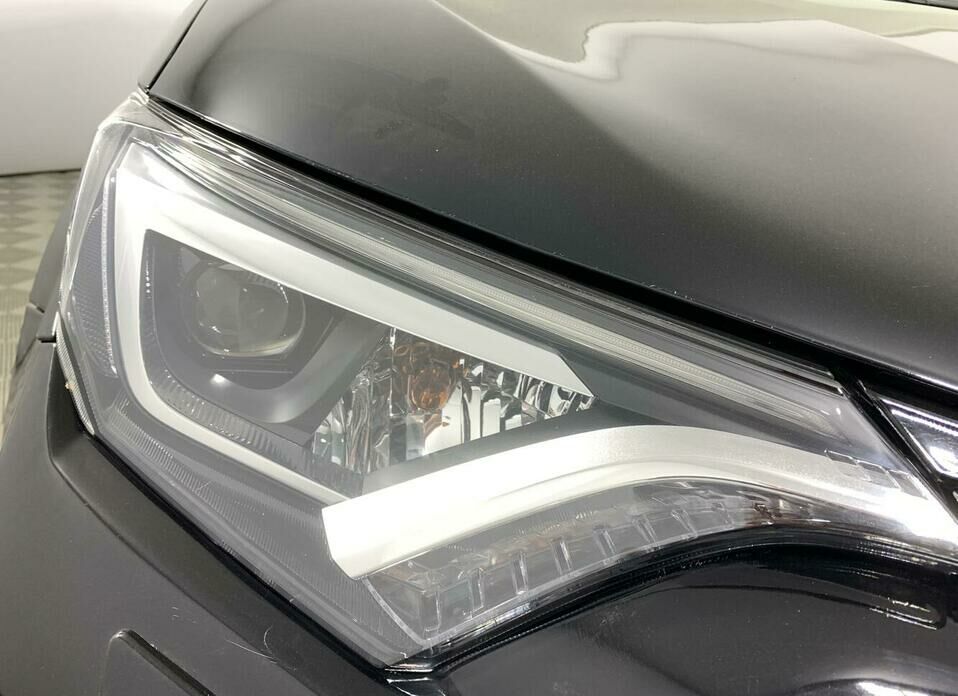 Toyota RAV4 2.2d AT (150 л.с.) 4WD