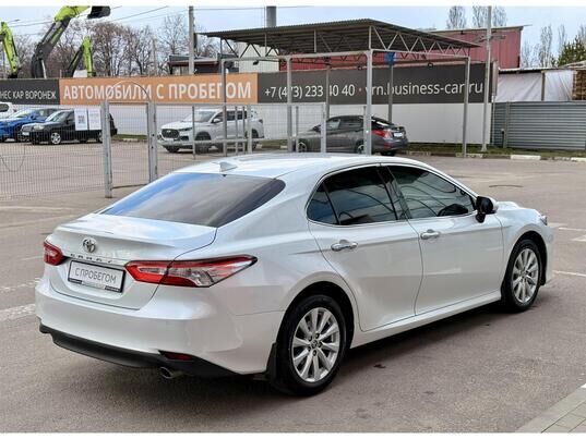 Toyota Camry, 2020&nbsp;г., 127&nbsp;548&nbsp;км