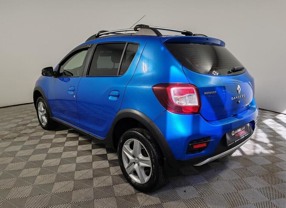 Renault Sandero, II Stepway 1.6 MT (82 л.с.)