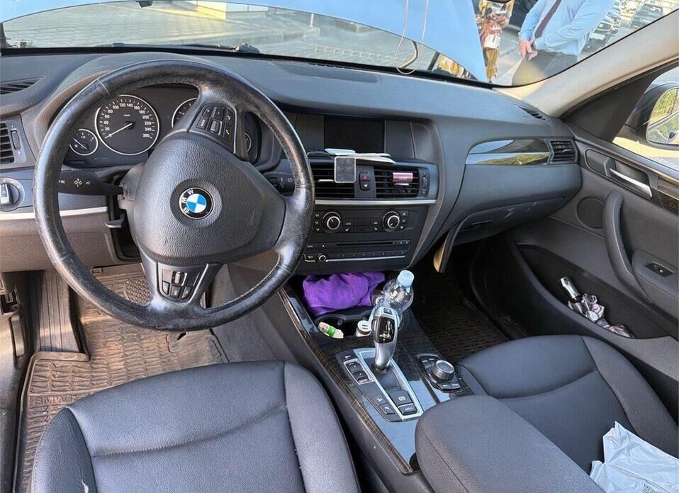 BMW X3, II (F25) 20i xDrive 2.0 AT (184 л.с.) 4WD