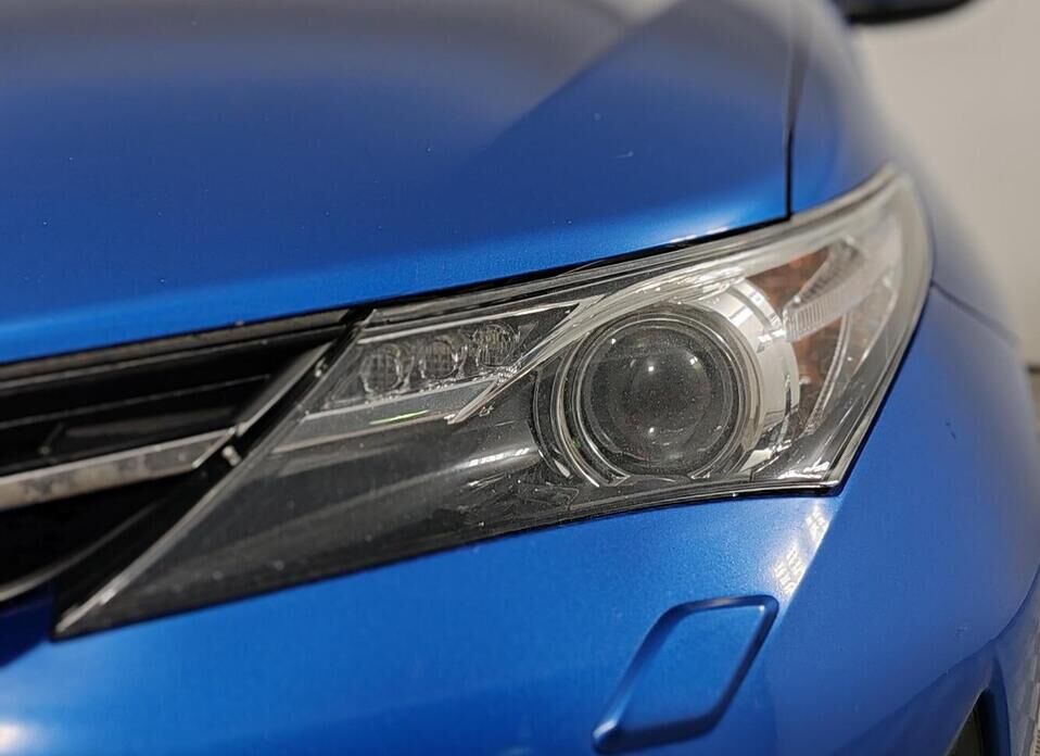 Toyota Auris, II 1.6 CVT (132 л.с.)