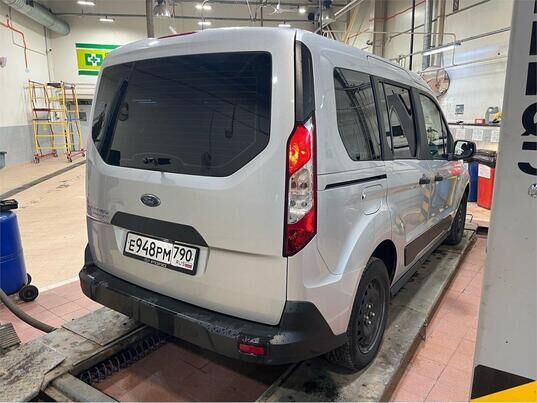Ford Transit Connect, 2019&nbsp;г., 113&nbsp;266&nbsp;км