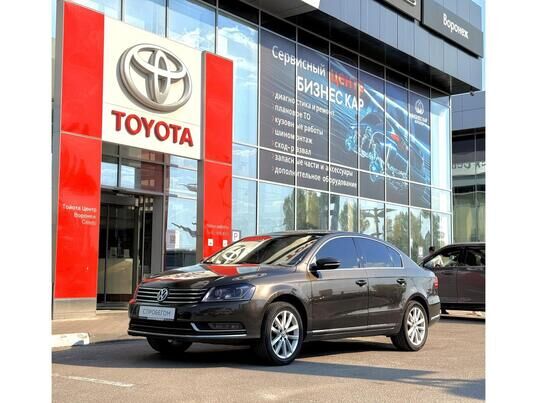 Volkswagen Passat, 2014&nbsp;г., 237&nbsp;016&nbsp;км