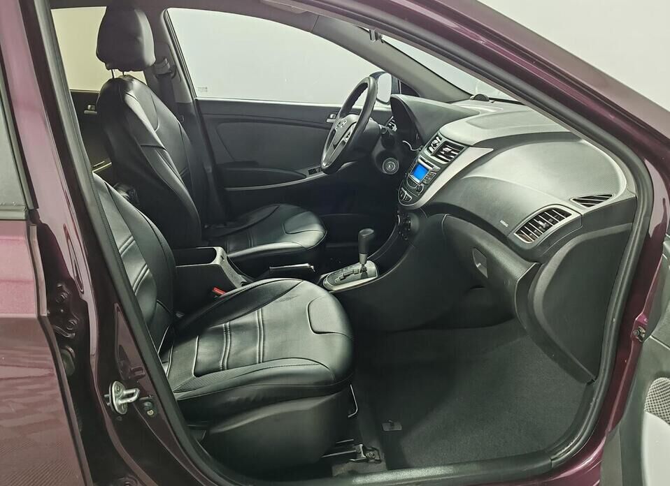 Hyundai Solaris, I Рестайлинг 1.6 AT (123 л.с.)