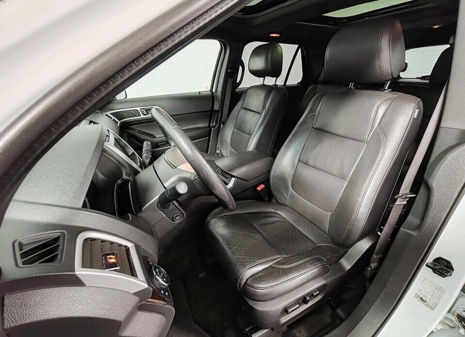 Ford Explorer, V 3.5 AT (249 л.с.) 4WD