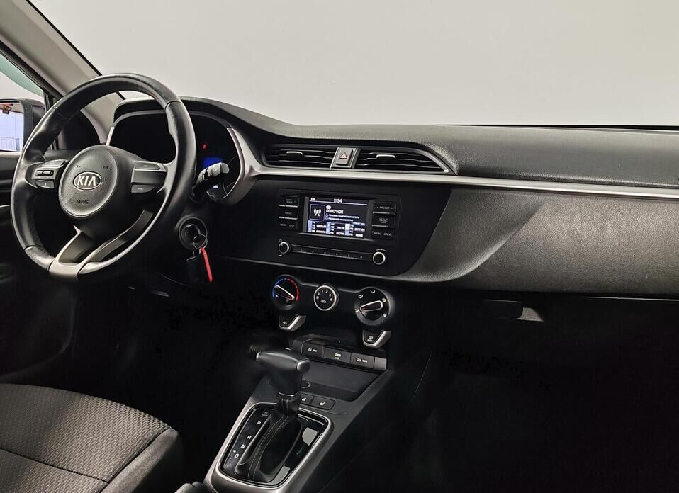 Kia Rio, IV Рестайлинг X 1.6 AT (123 л.с.)