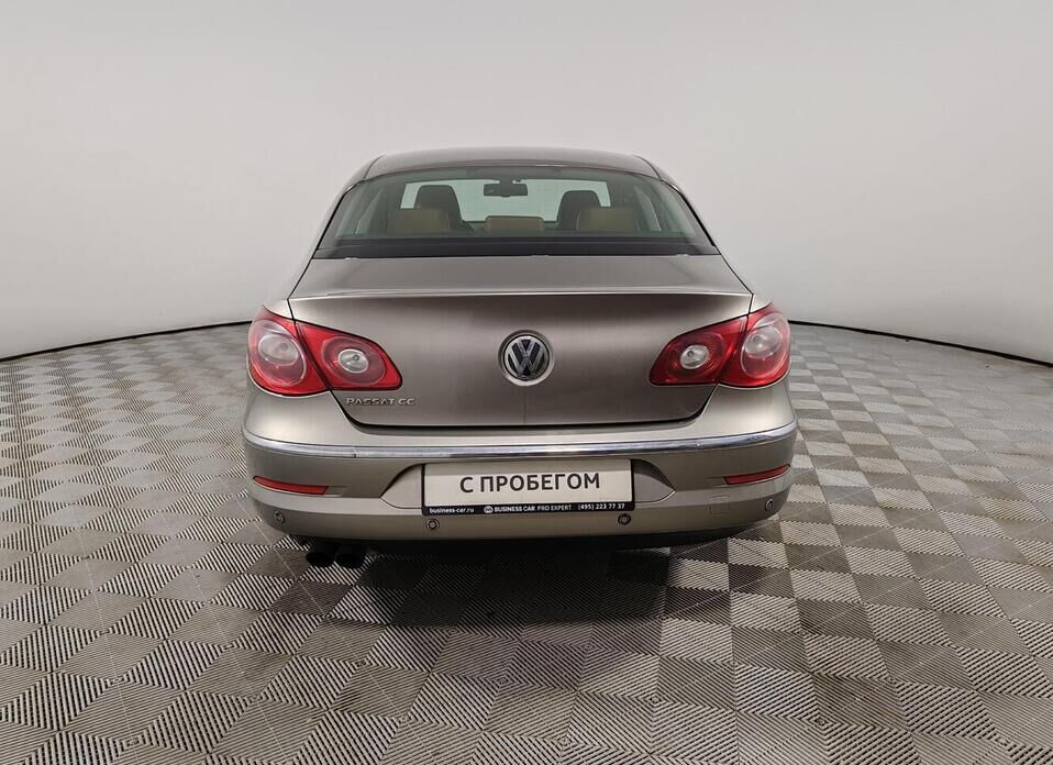 Volkswagen Passat CC 1.8 AMT (152 л.с.)