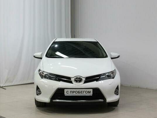 Toyota Auris, 2013 г., 36 100 км