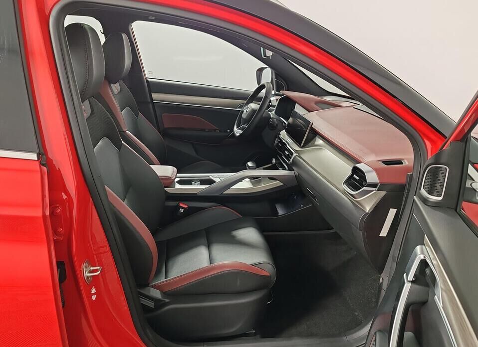 Geely Coolray, I 1.5 AMT (150 л.с.)