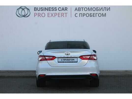 Toyota Camry, 2020 г., 137 015 км