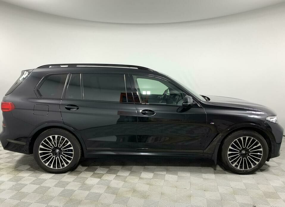 BMW X7 40i 3.0 AT (340 л.с.) 4WD