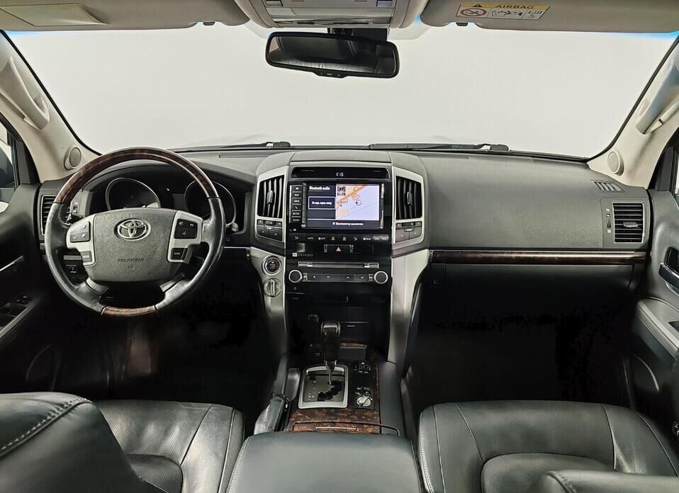 Toyota Land Cruiser, 200 Series Рестайлинг 1 4.5d AT (235 л.с.) 4WD