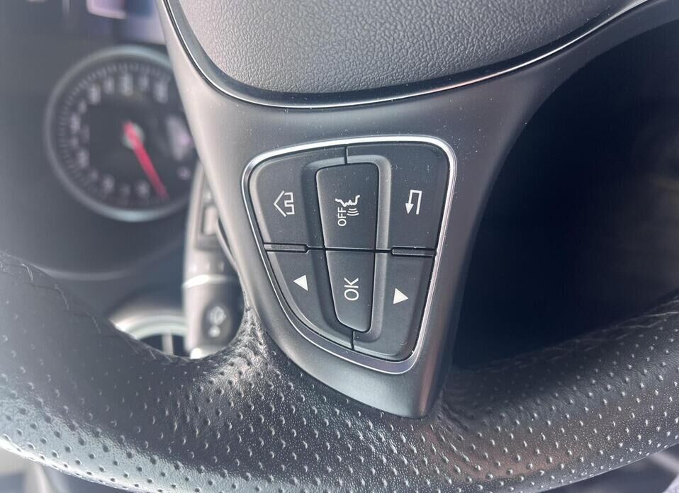 Mercedes-Benz GLC, I (X253) 250 2.0 AT (211 л.с.) 4WD