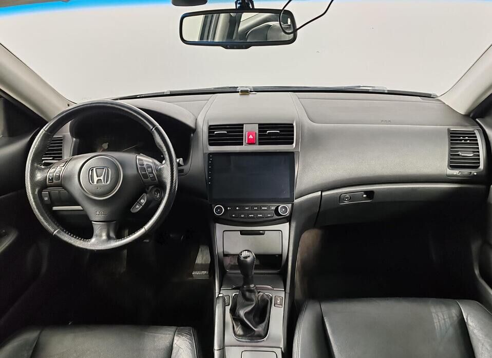 Honda Accord, VII Рестайлинг 2.4 MT (190 л.с.)
