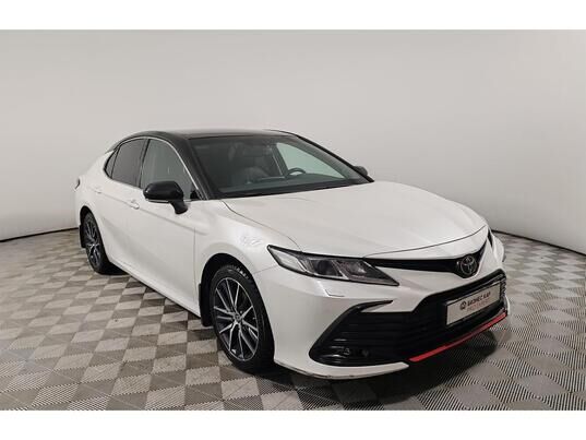 Toyota Camry, 2021&nbsp;г., 55&nbsp;768&nbsp;км