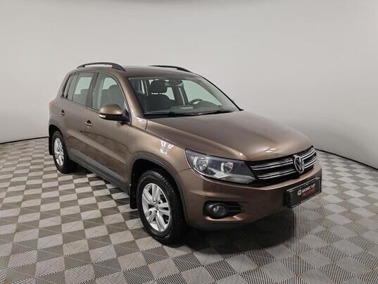 Volkswagen Tiguan, 2016&nbsp;г., 174&nbsp;251&nbsp;км