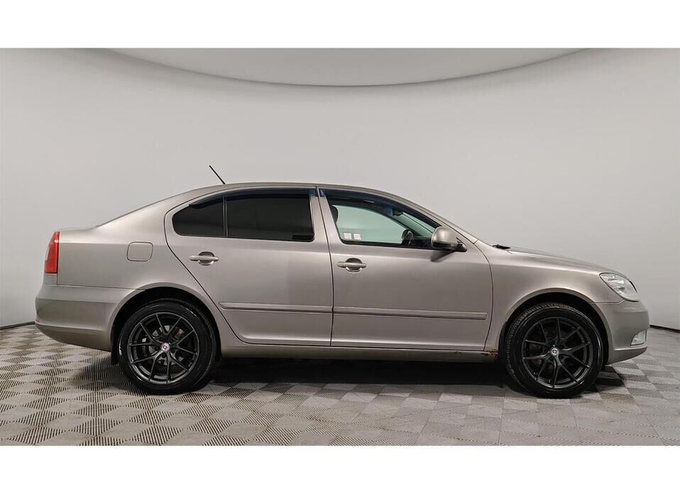Skoda Octavia DSG7 1.8 AMT (152 л.с.)