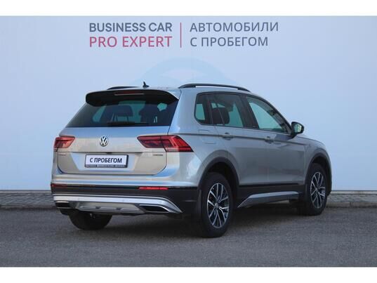Volkswagen Tiguan, 2019&nbsp;г., 100&nbsp;735&nbsp;км