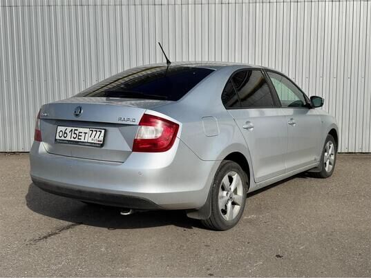 Skoda Rapid, 2014 г., 198 776 км