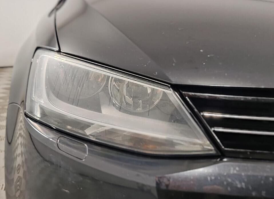 Volkswagen Jetta, VI 1.4 AMT (122 л.с.)