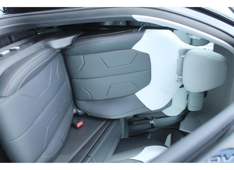 Omoda C5, II 1.5 AMT (147 л.с.) 4WD