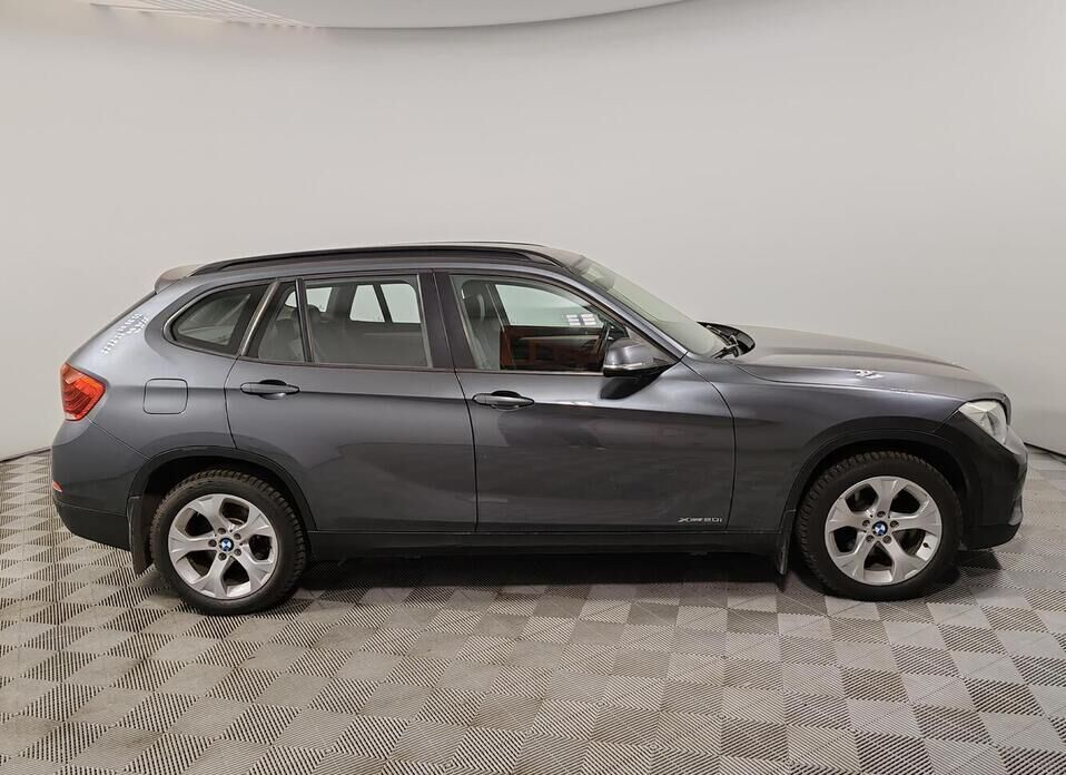 BMW X1, I (E84) Рестайлинг 20i 2.0 AT (184 л.с.) 4WD