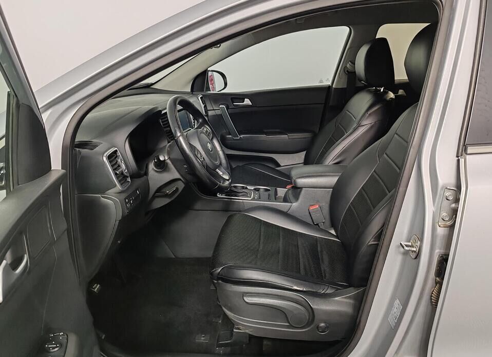Kia Sportage, IV 2.0 AT (150 л.с.)