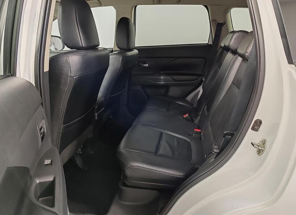 Mitsubishi Outlander, III 2.4 CVT (167 л.с.) 4WD