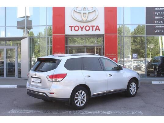 Nissan Pathfinder, 2015 г., 209 483 км