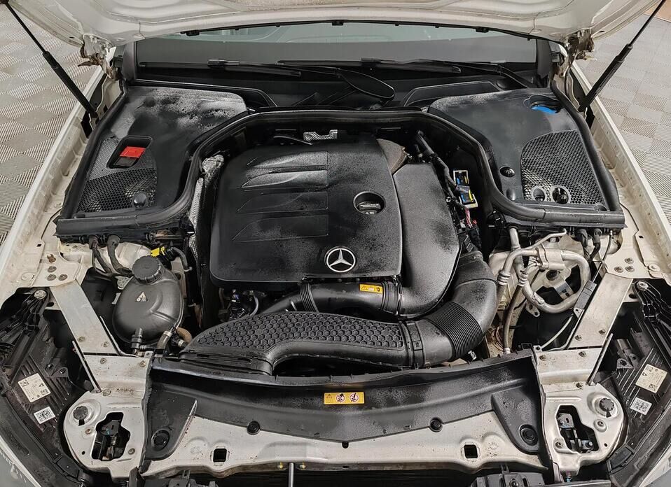 Mercedes-Benz E-Класс, V (W213, S213, C238) Рестайлинг 200 2.0 AT (197 л.с.) 4WD