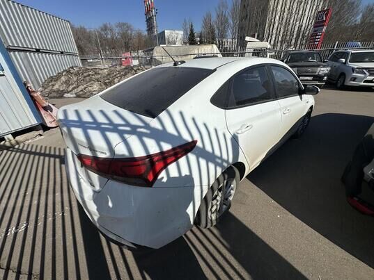 Hyundai Solaris, 2019&nbsp;г., 133&nbsp;439&nbsp;км