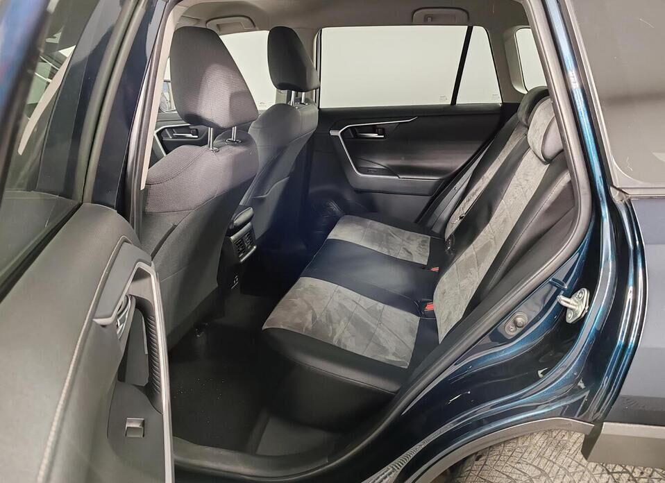 Toyota RAV4, V (XA50) 2.0 CVT (149 л.с.) 4WD