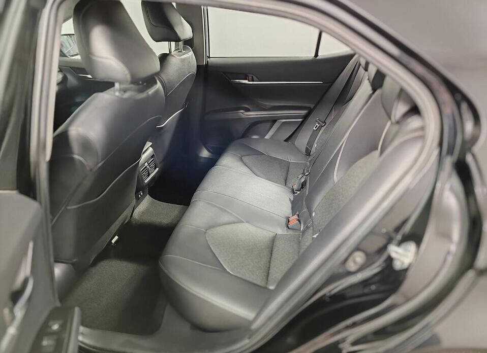 Toyota Camry, VIII (XV70) Рестайлинг 2.5 AT (200 л.с.)