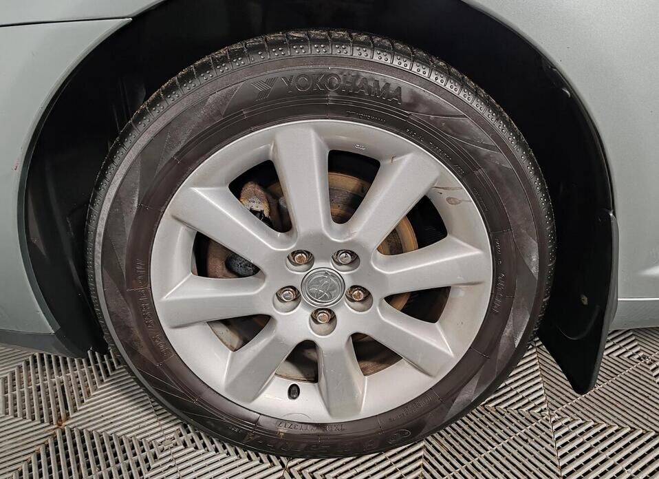 Toyota Avensis, II Рестайлинг 1.8 AT (129 л.с.)