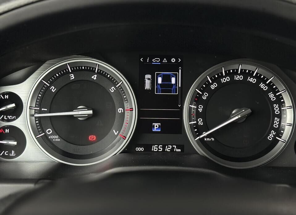 Toyota Land Cruiser, 200 Series Рестайлинг 2 4.6 AT (309 л.с.) 4WD