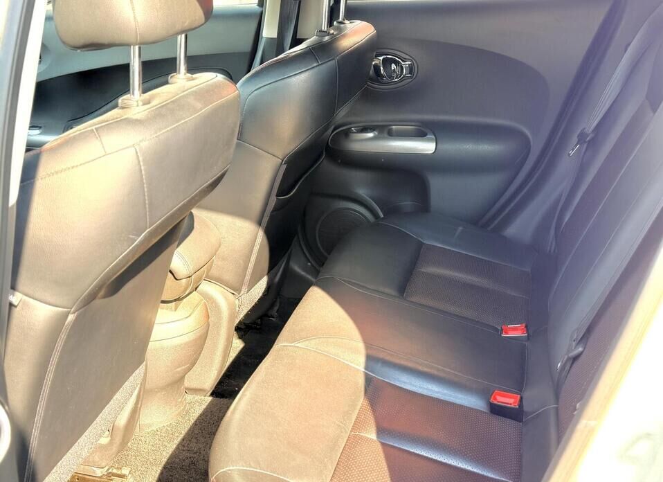 Nissan Juke, I 1.6 CVT (190 л.с.) 4WD