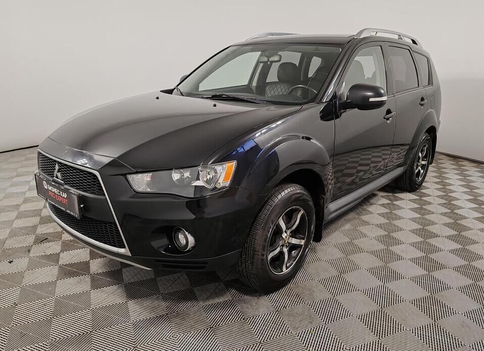 Mitsubishi Outlander, II Рестайлинг 2.0 CVT (147 л.с.)