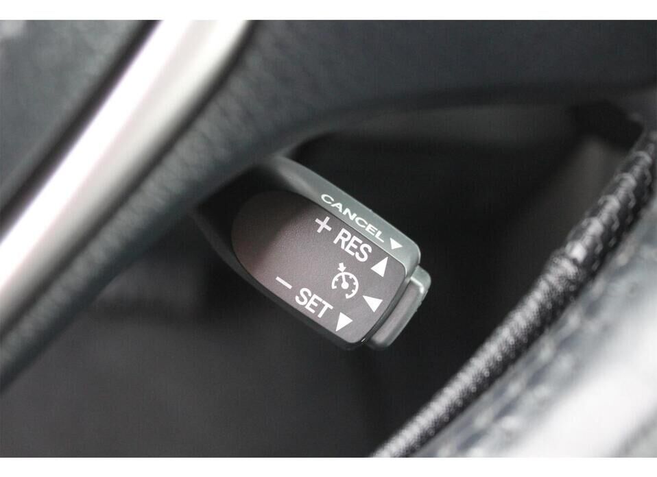 Toyota RAV4, IV (CA40) Рестайлинг 2.0 CVT (146 л.с.) 4WD