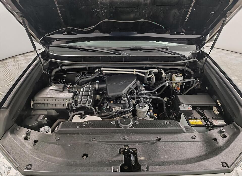 Toyota Land Cruiser Prado, 150 Series Рестайлинг 3 2.7 AT (163 л.с.) 4WD