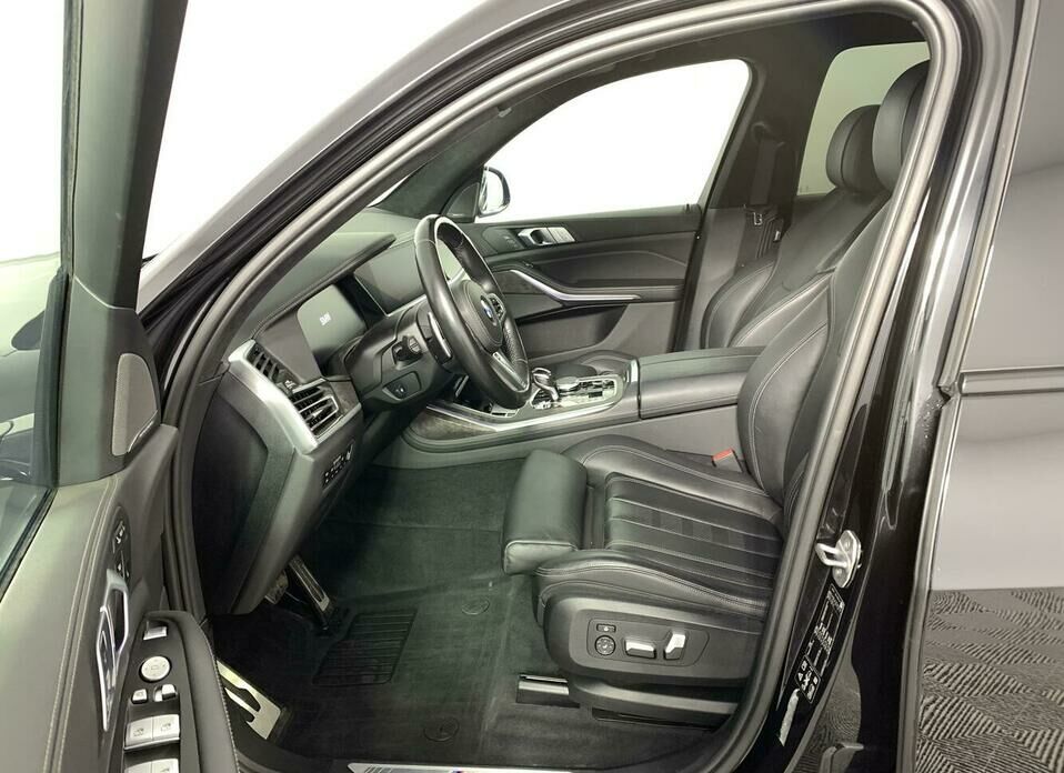 BMW X7 40i 3.0 AT (340 л.с.) 4WD