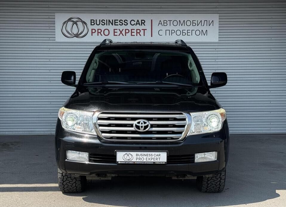 Toyota Land Cruiser, 200 Series 4.5d AT (235 л.с.) 4WD