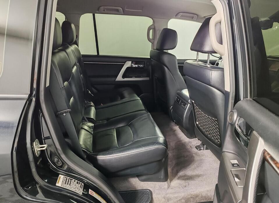 Toyota Land Cruiser, 200 Series Рестайлинг 1 4.5d AT (235 л.с.) 4WD