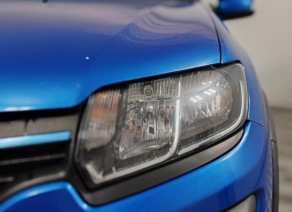 Renault Sandero, II Stepway 1.6 MT (82 л.с.)