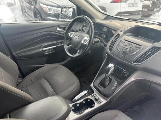 Ford Kuga, 2016&nbsp;г., 182&nbsp;294&nbsp;км