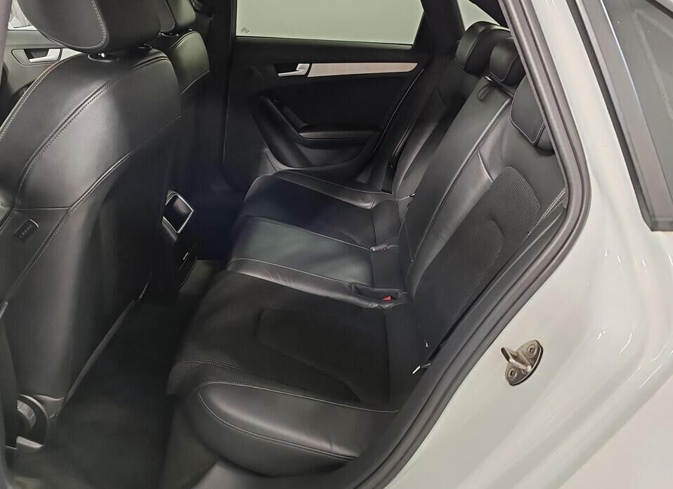 Audi A4, IV (B8) Рестайлинг 2.0 AMT (211 л.с.) 4WD